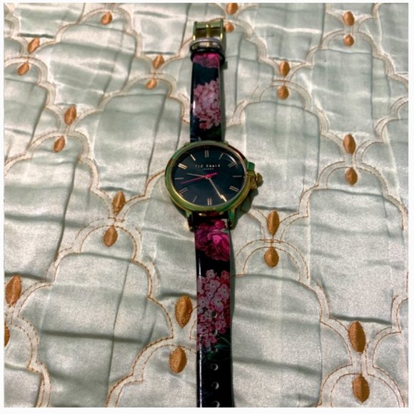 Ted Baker Ruth Black pink Floral Leather Strap Watch nwot - Picture 7 of 11